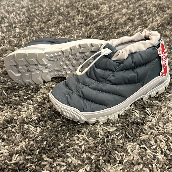 New VANS VAULT Slip Hiker LX Cabin Fever in Stormy Weather / Dark Gray Blue - Picture 3 of 16